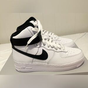 Authentic Nike Air Force 1 high ‘07 Sneakers